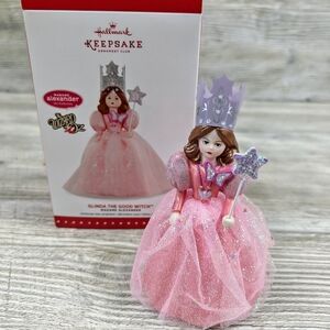 NEW Hallmark Keepsake Ornament 2015 Wizard Oz Madame Glinda The Good Witch Pink